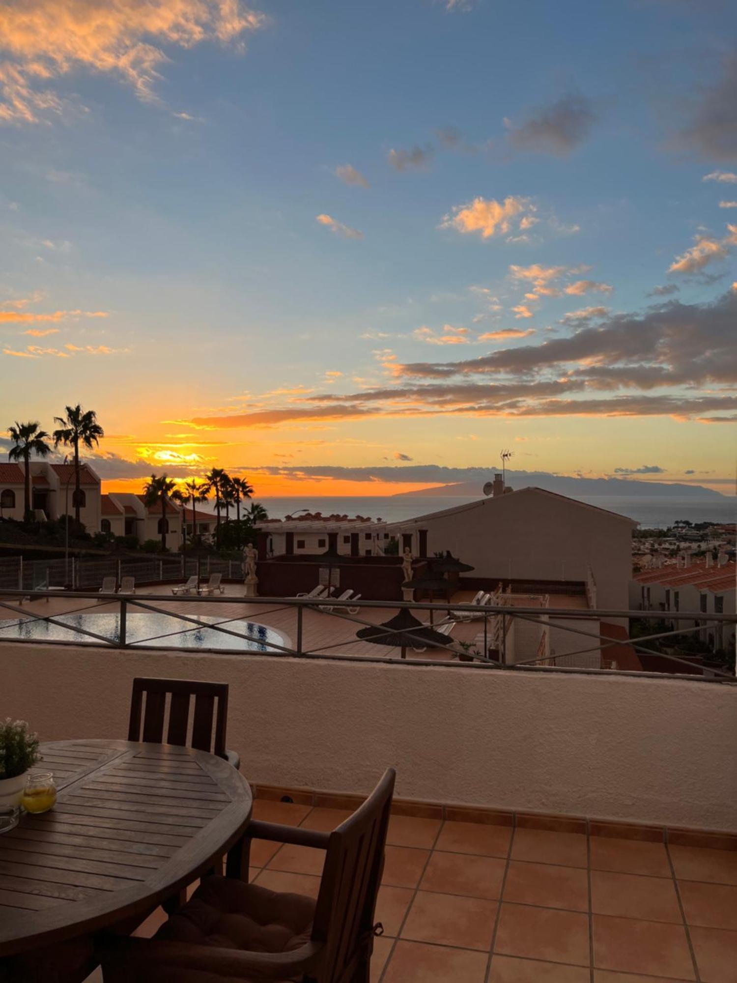 Adele Apartment Costa Adeje エクステリア 写真